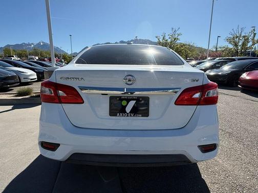 Cloud White 2017 Nissan Sentra SV