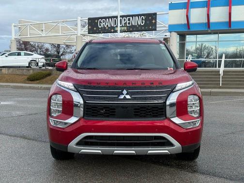 2025 Mitsubishi Outlander PHEV SE