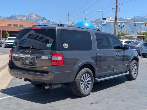 2017 Ford Expedition EL XLT