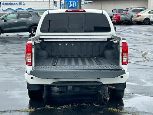 Glacier White 2020 Nissan Frontier SV