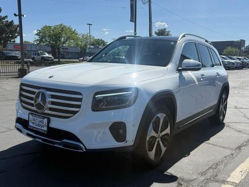 White 2025 Mercedes-Benz GLB 250 Base 4MATIC