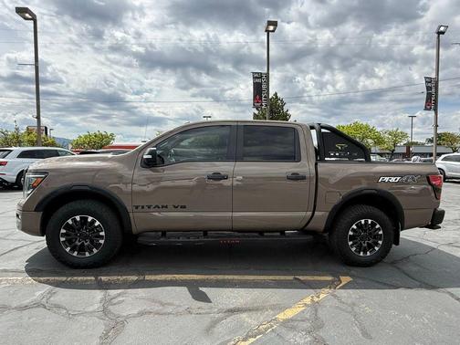 Baja Storm 2020 Nissan Titan PRO-4X
