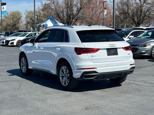 2025 Audi Q3 45 S line Premium