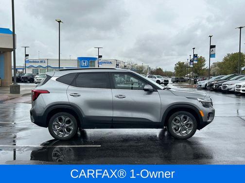 Steel Gray 2024 Kia Seltos S