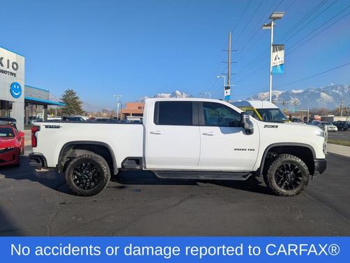 2025 Chevrolet Silverado 3500 LT