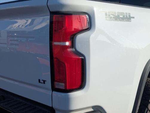 2025 Chevrolet Silverado 3500 LT