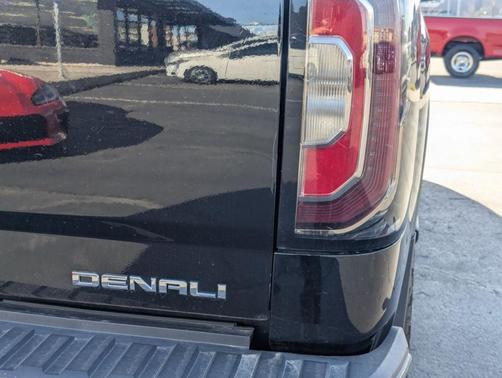 2018 GMC Sierra 1500 Denali