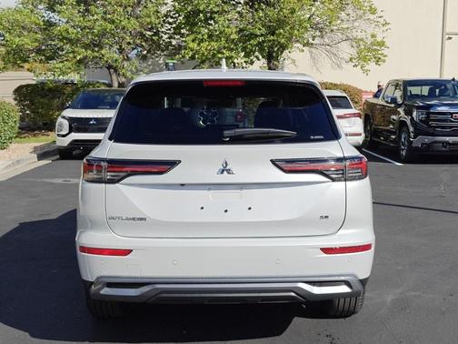 2025 Mitsubishi Outlander