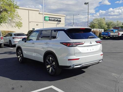 2025 Mitsubishi Outlander