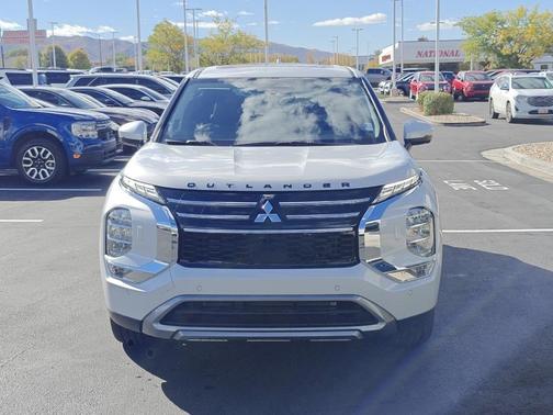 2025 Mitsubishi Outlander