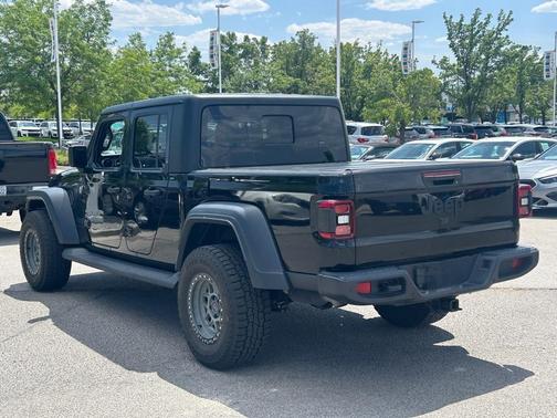 2020 Jeep Gladiator Sport