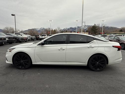 2019 Nissan Altima 2.5 SR