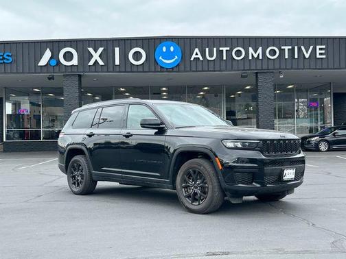 Diamond Black 2024 Jeep Grand Cherokee L Laredo