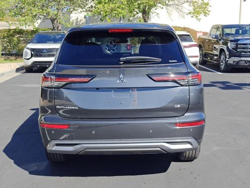 2025 Mitsubishi Outlander