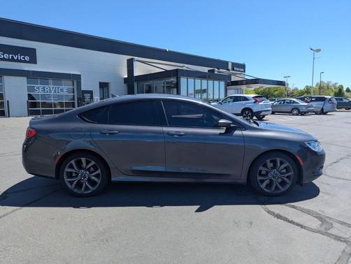 Granite Crystal Clearcoat Metallic 2015 Chrysler 200 S