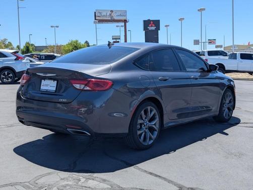 Granite Crystal Clearcoat Metallic 2015 Chrysler 200 S