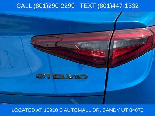 Anodized Blue Metallic 2023 Alfa Romeo Stelvio Ti