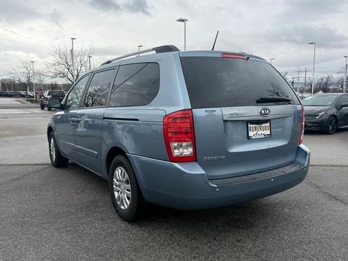 2012 Kia Sedona LX