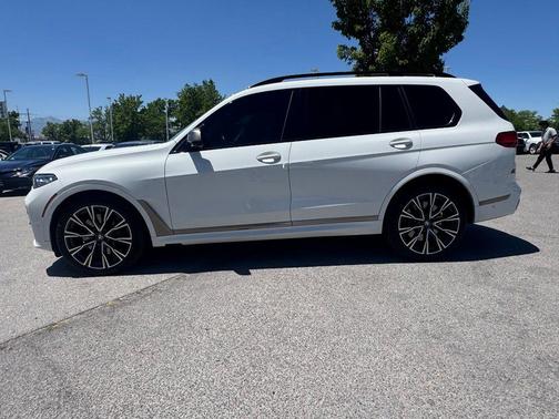 Alpine White 2020 BMW X7 M50i