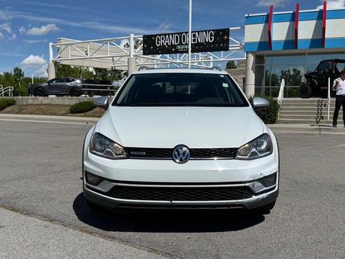 2017 Volkswagen Golf Alltrack TSI SE