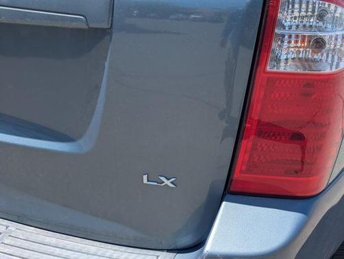 2009 Kia Sedona LX