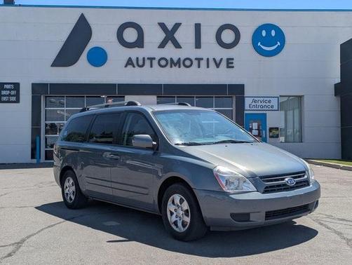 2009 Kia Sedona LX