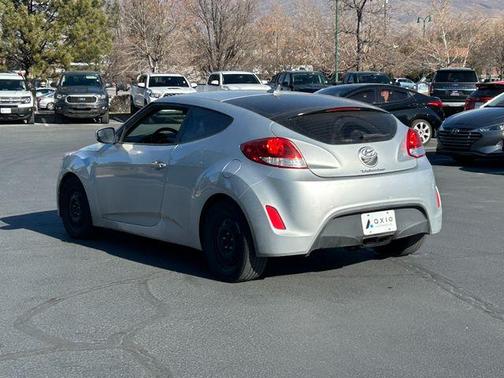2015 Hyundai Veloster Base