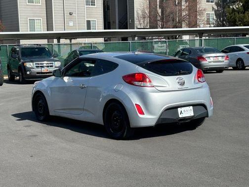2015 Hyundai Veloster Base