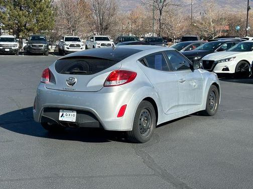 2015 Hyundai Veloster Base