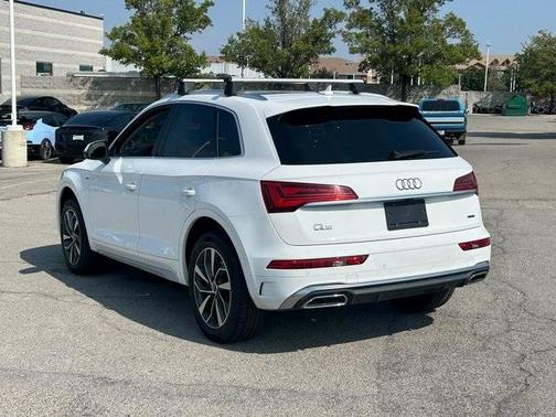 2023 Audi Q5 45 S line quattro Premium
