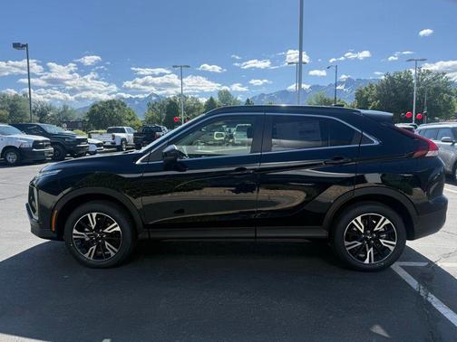 Black 2026 Mitsubishi Eclipse Cross SE