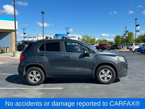 Cyber Gray Metallic 2016 Chevrolet Trax LT
