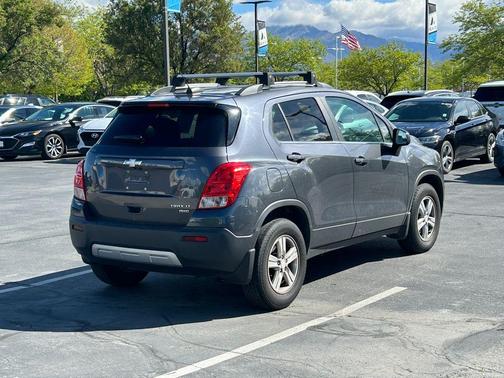 Cyber Gray Metallic 2016 Chevrolet Trax LT