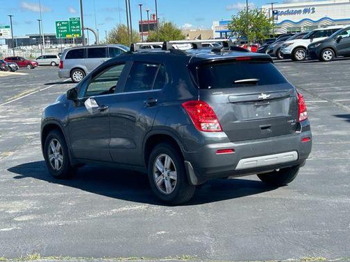 Cyber Gray Metallic 2016 Chevrolet Trax LT