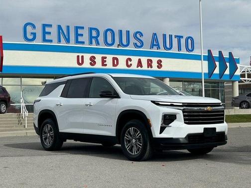 2025 Chevrolet Traverse LT