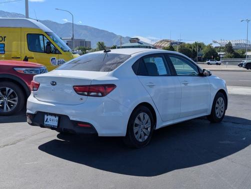 Clear White 2019 Kia Rio S