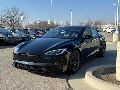 2022 Tesla Model S Base