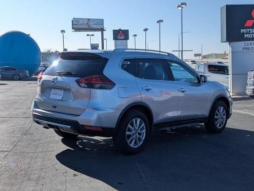 2020 Nissan Rogue SV