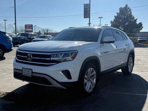 2020 Volkswagen Atlas Cross Sport 2.0T SE w/Technology