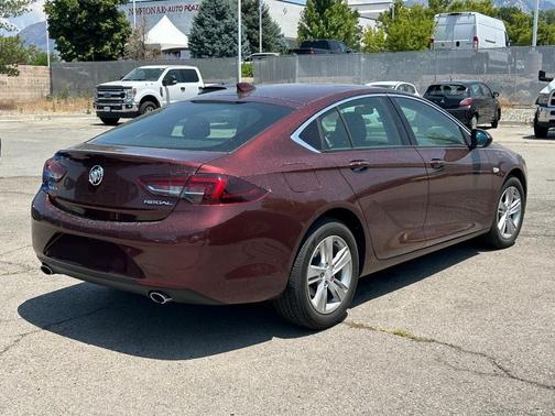 2018 Buick Regal Sportback Preferred