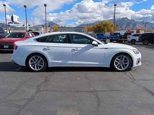 2024 Audi A5 Sportback 45 S line quattro Premium