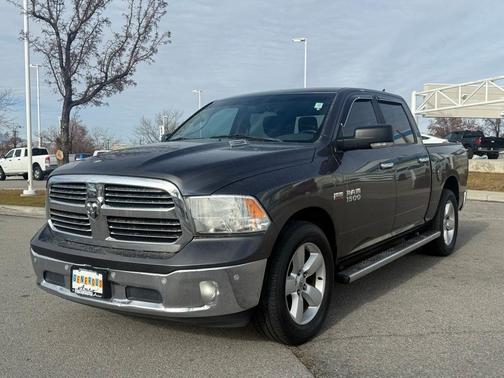 2015 RAM 1500 SLT