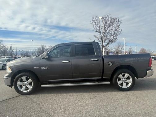 2015 RAM 1500 SLT