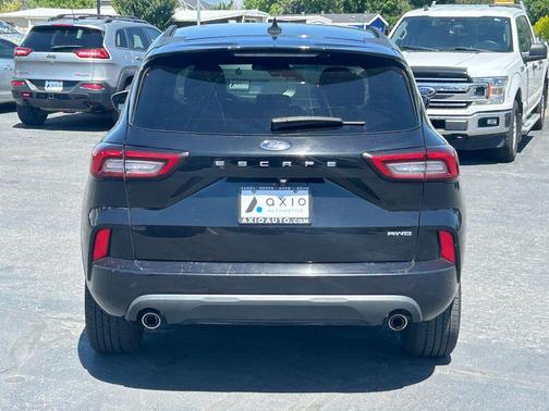 Black Metallic 2023 Ford Escape ST-Line