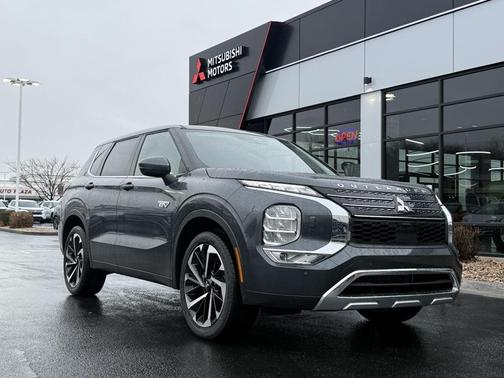 2025 Mitsubishi Outlander PHEV SE