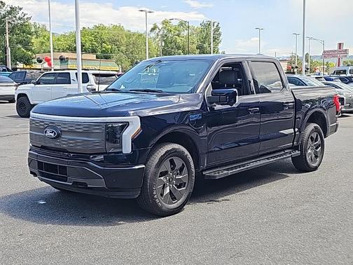 2024 Ford F-150 Lightning LARIAT