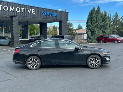 Mosaic Black Metallic 2023 Chevrolet Malibu RS