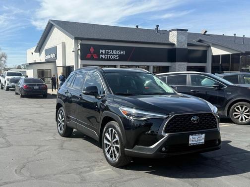 2022 Toyota Corolla Cross XLE