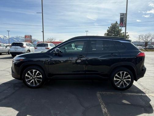 2022 Toyota Corolla Cross XLE