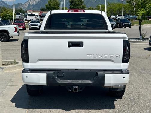 2018 Toyota Tundra SR5